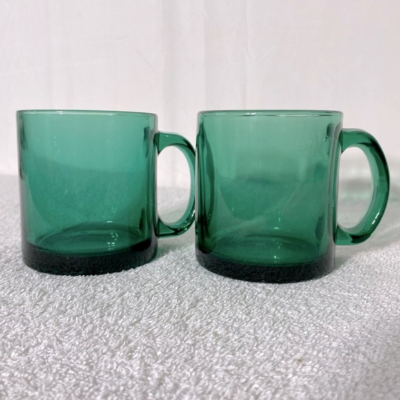 Vintage Emerald Green Clear Glass Mugs Coffee Cups x2 - Picture 8 of 8